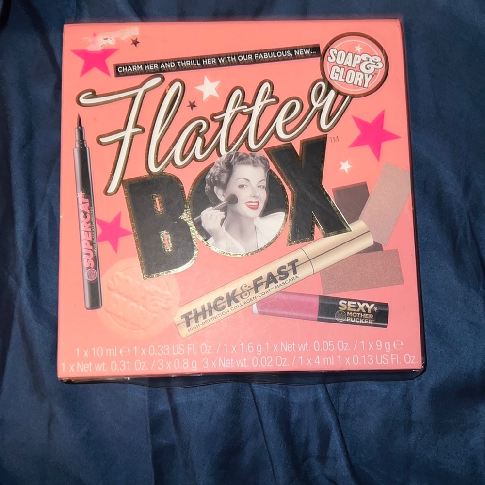 Soap and Glory Flatter Box new not used sealed authentic